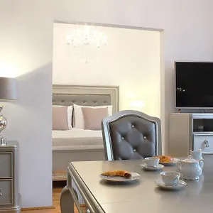 Milford 4* Budapeste
