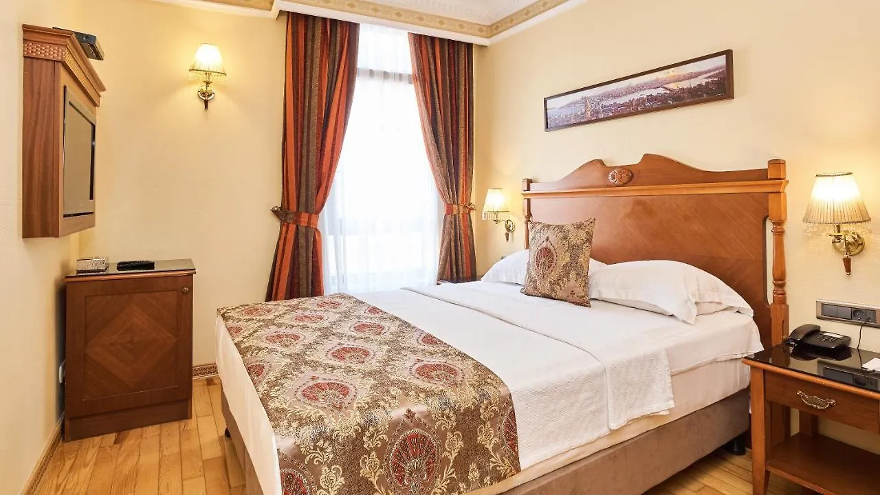 Best Western Empire Palace Hotel & Spa Istanbul 4*,